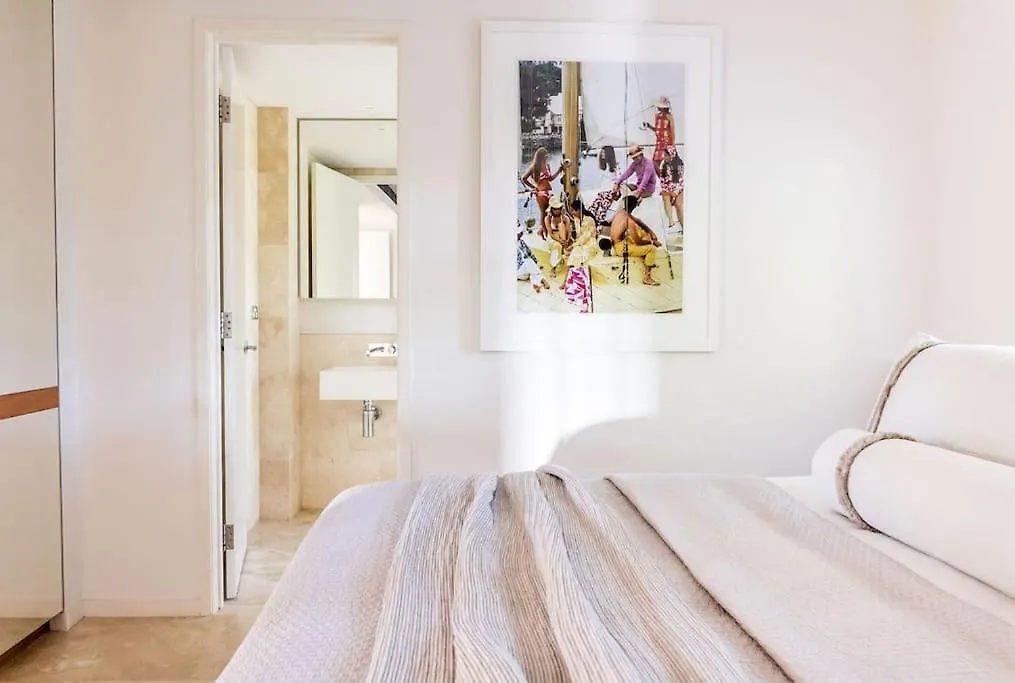 누사 Hastings Park: Lavish Ocean Vista Luxury 아파트